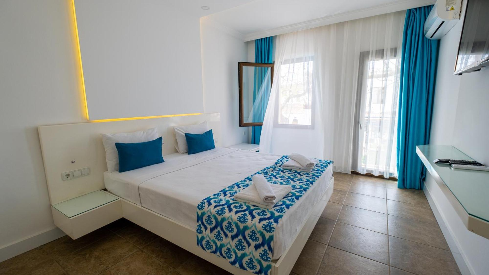 Flora Hotel Gümbet Esterno foto