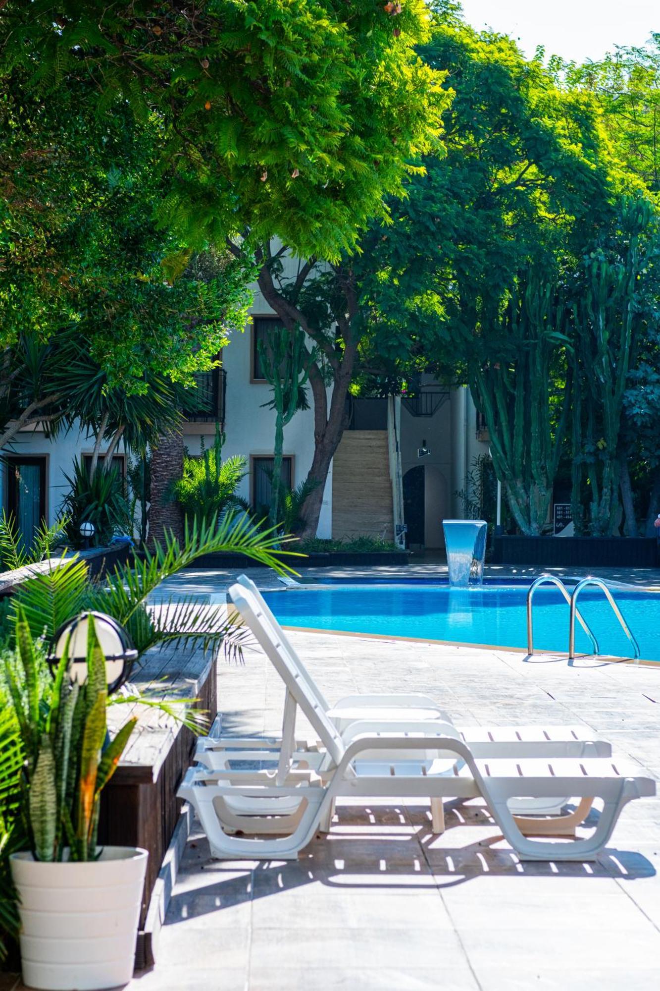 Flora Hotel Gümbet Esterno foto